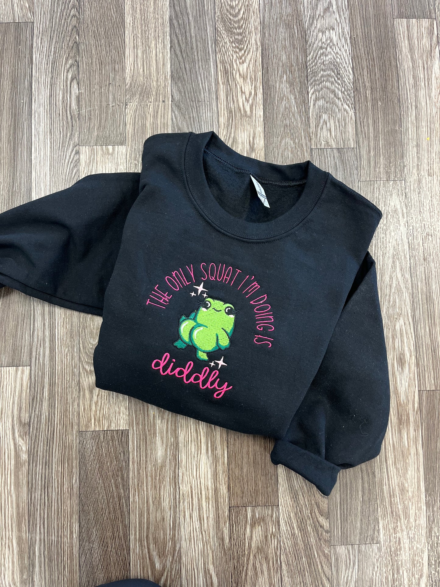 Diddly Squat Crewneck