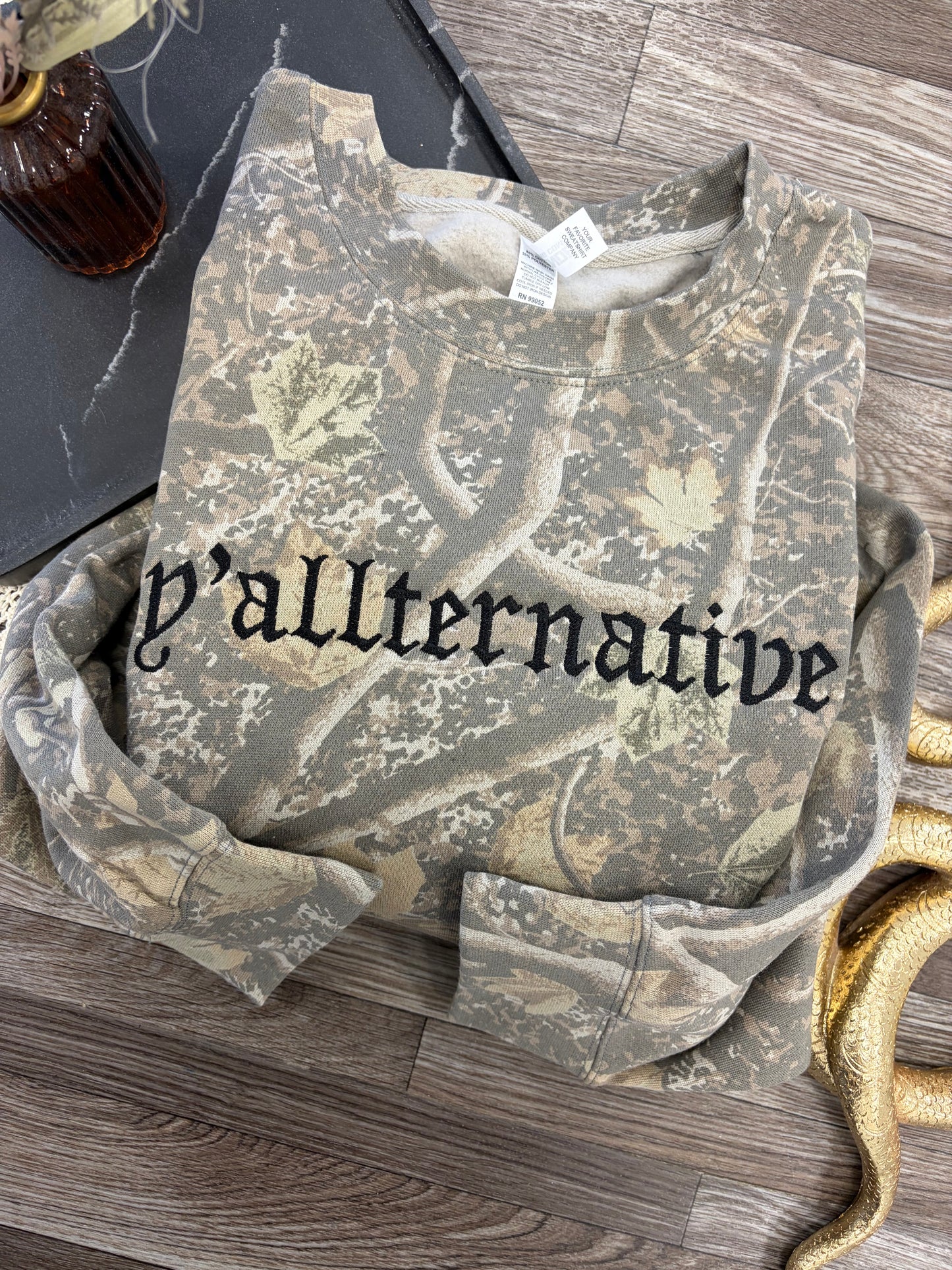 Yallternative Crewneck